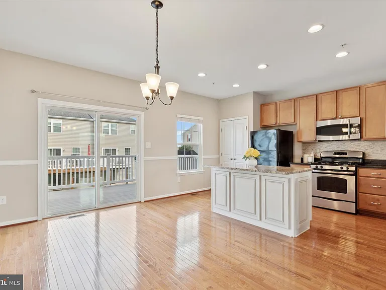 113 Raven Ct — Photo 9