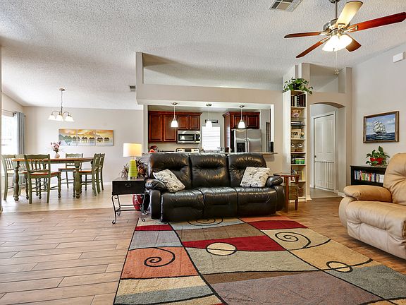 4th image of 1644 Portsmouth Lake Dr