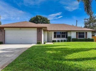 2881 SE Nance St, Port Saint Lucie, FL 34984