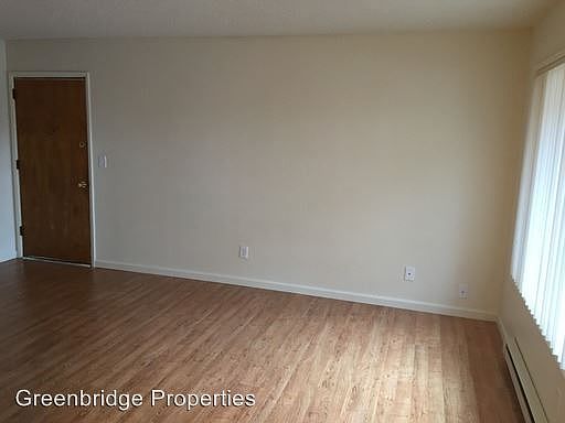 2nd image of 5050 NE Killingsworth St APT 9