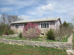 10 Quail Ln, Linn Valley, KS 66040
