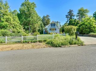 39 Kuzyk Rd, Cream Ridge, NJ 08514