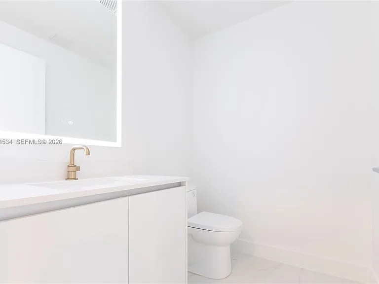 700 NE 24th St #4101 — Photo 12