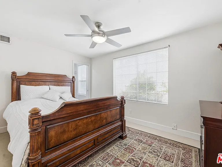 29107 Hillrise Dr — Photo 12