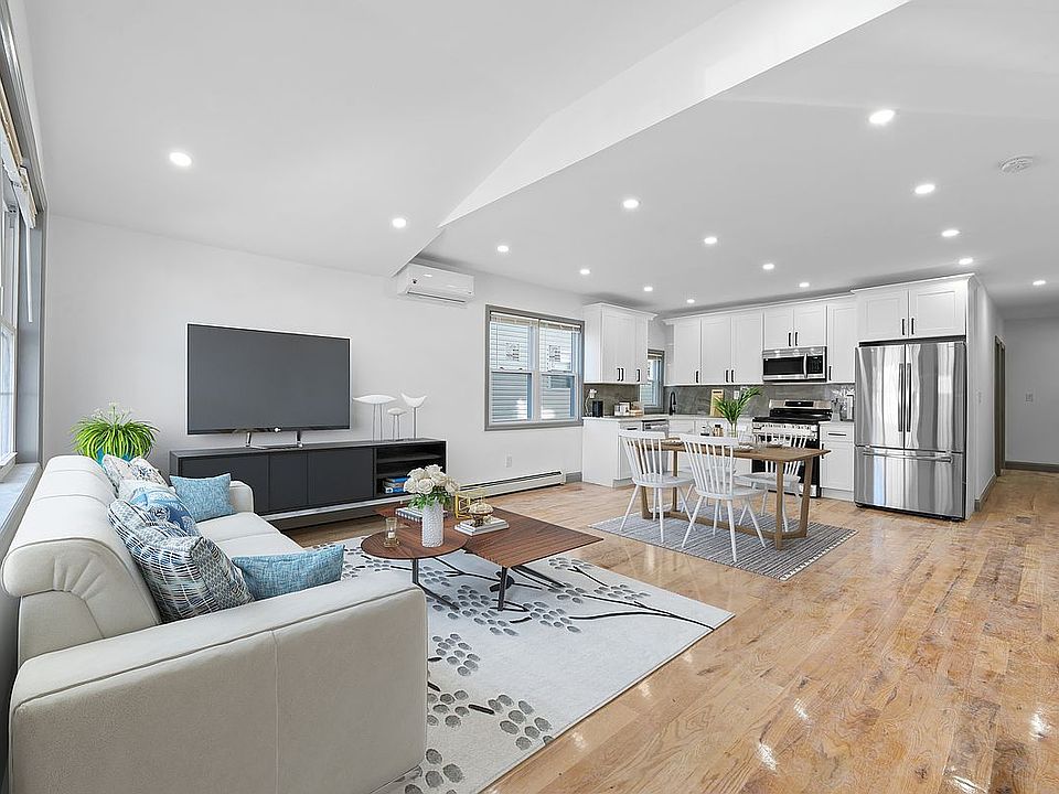 1st image of 118-30 197th St #2