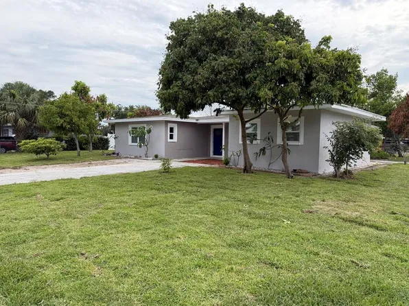 7005 Thrasher Dr, Tampa, FL 33610