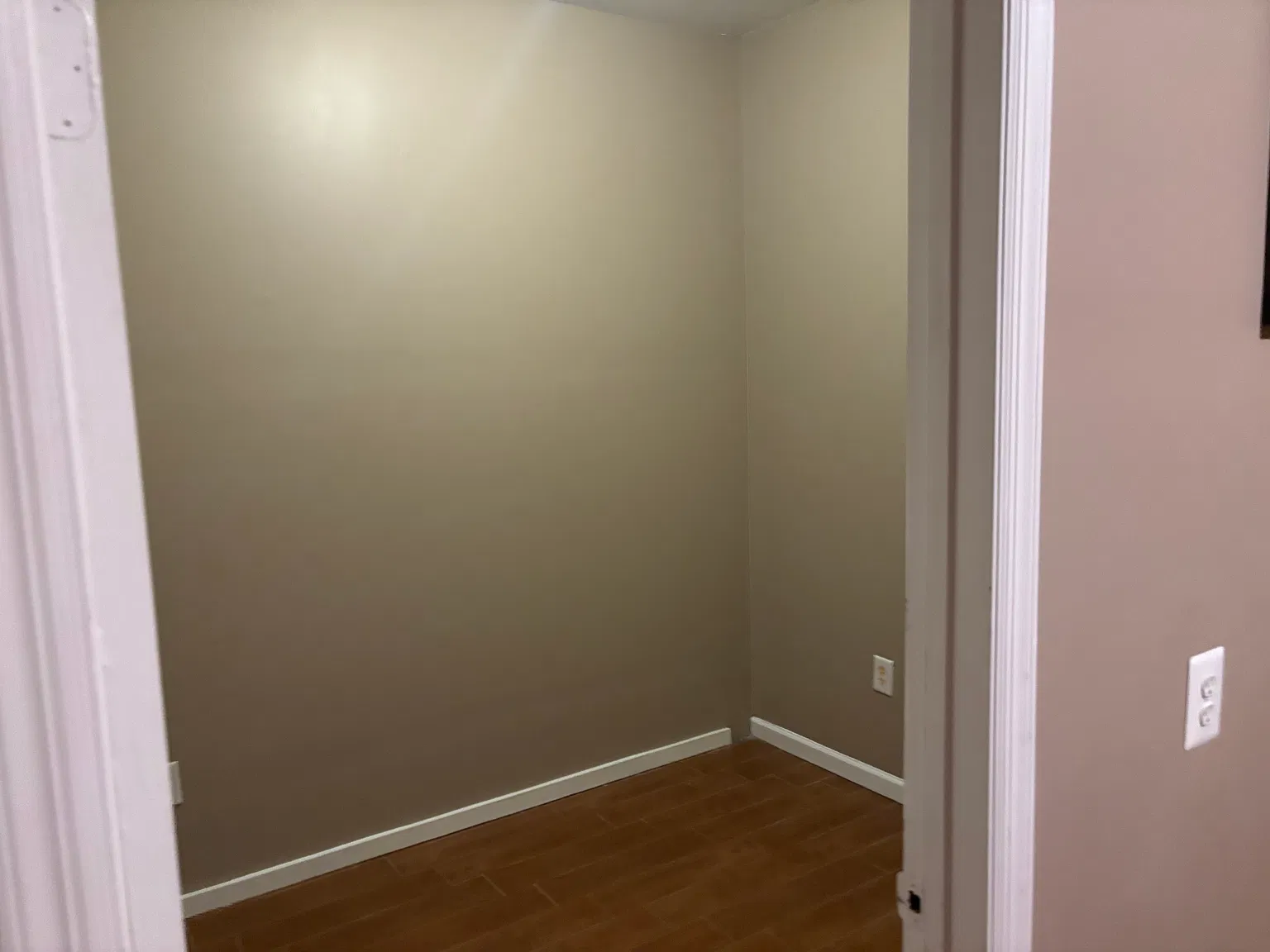 3 bed, 1500 sqft, $2,500 — Photo 3