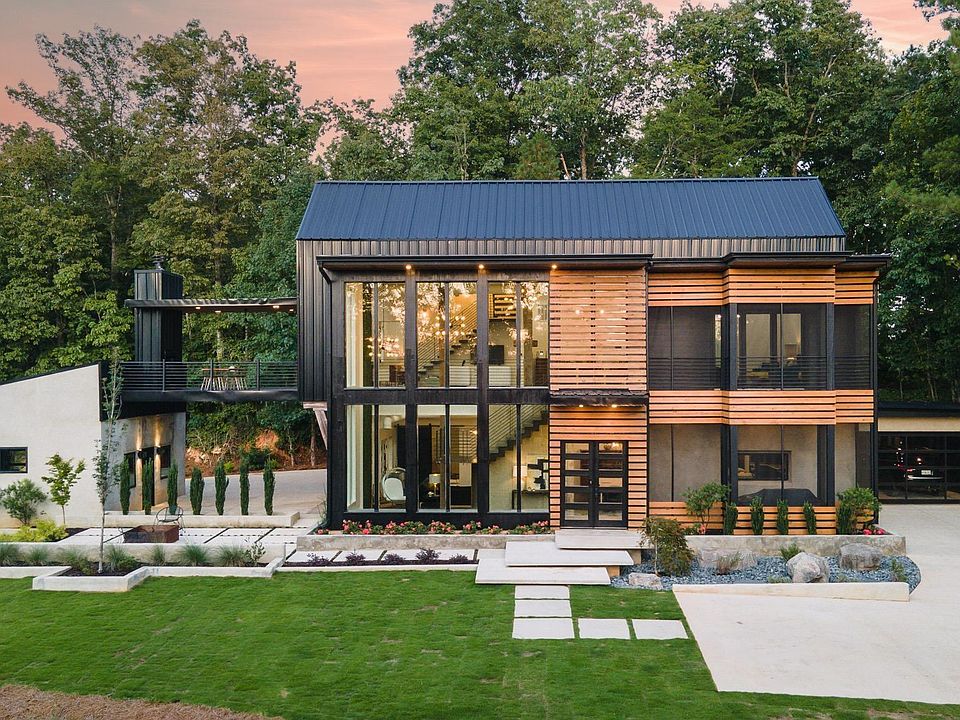 1st image of 5299 Kirby Ln
