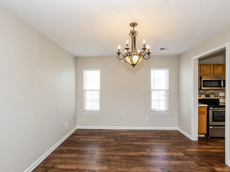 11909 Aubreywood Dr — Photo 5