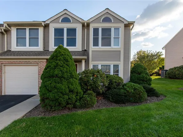 154 Ridings Cir, Macungie, PA 18062