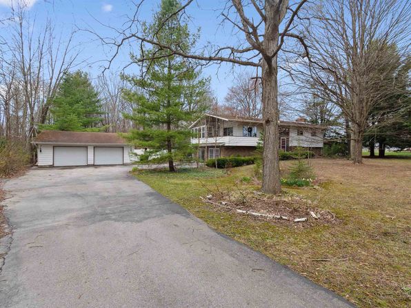 252 S Garfield Rd, Linwood, MI 48634