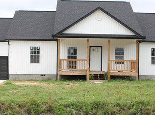 900 Michaels Rd, Trenton, GA 30752