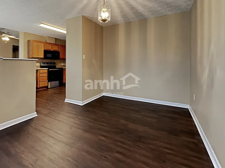 6100 Glenmay Dr — Photo 5