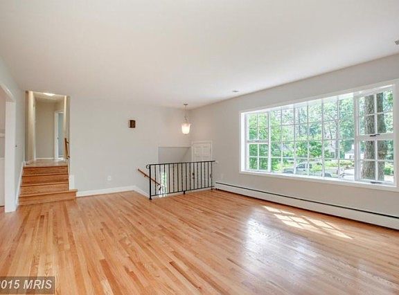 4th image of 3512 Fort Hill Dr