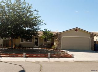 411 Bramble Ct, Fernley, NV 89408