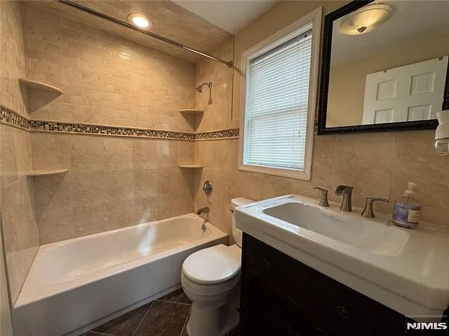 193 W Midland Ave — Photo 13