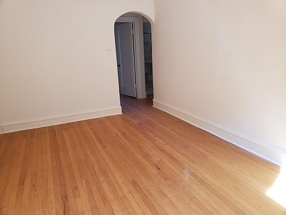 5th image of 4539 N Hamilton Ave APT 2W