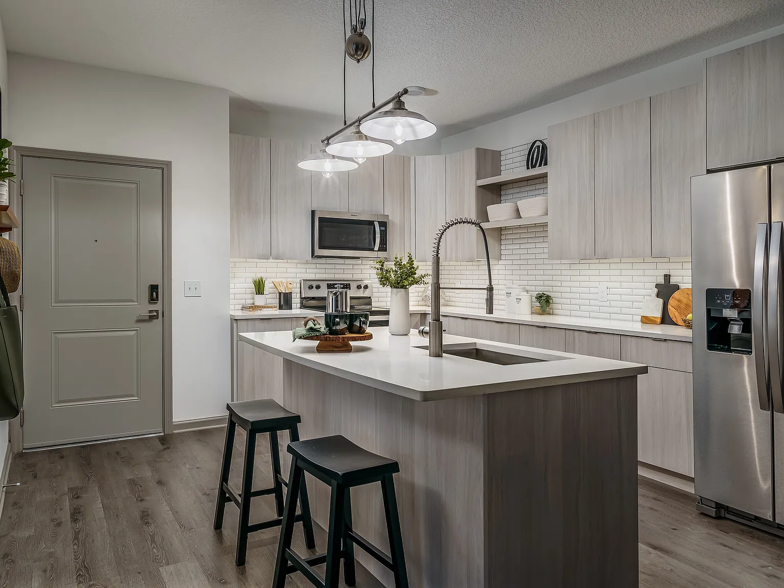 BLVD 2600 — Photo 1