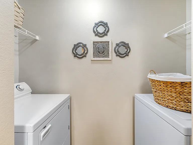 The Apartments at Wellington Trace — Photo 14