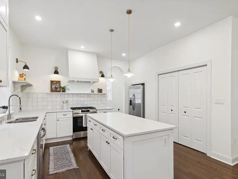 5516 Cedar Ave — Photo 19