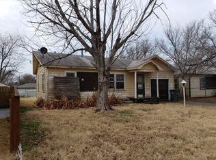 2818 NW 24th St, Lawton, OK 73505
