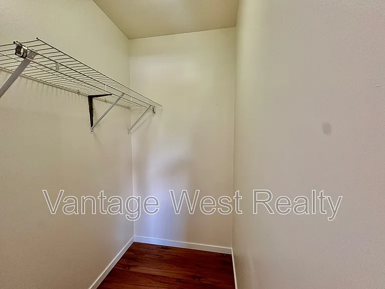 578B Cadder Ave — Photo 15