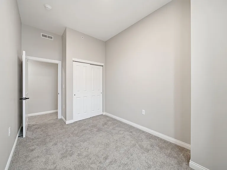 115 S Main St — Photo 6