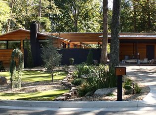 3207 Howell Dr SE, Smyrna, GA 30080