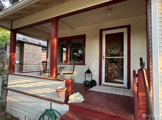 3927 SW Webster St, Seattle, WA 98136