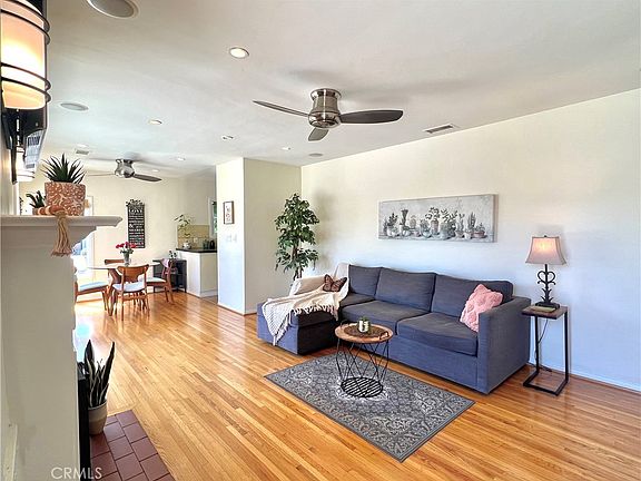 5th image of 367 Eaton Dr