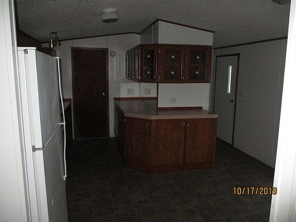 3rd image of 152 Cypress Ln