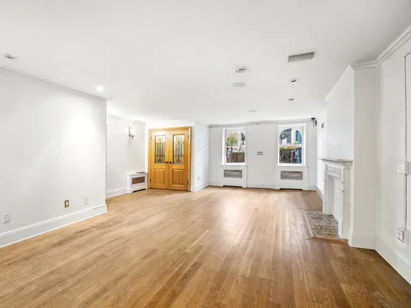 323 President Street image 9 of 13