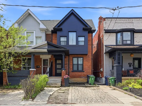 412 Delaware Ave Floor 2, Toronto, ON M6H 2T9