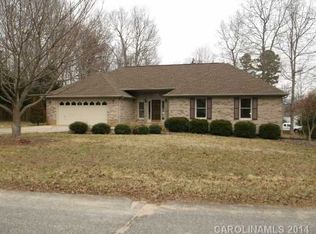 87 Cedar Ridge Dr, Taylorsville, NC 28681