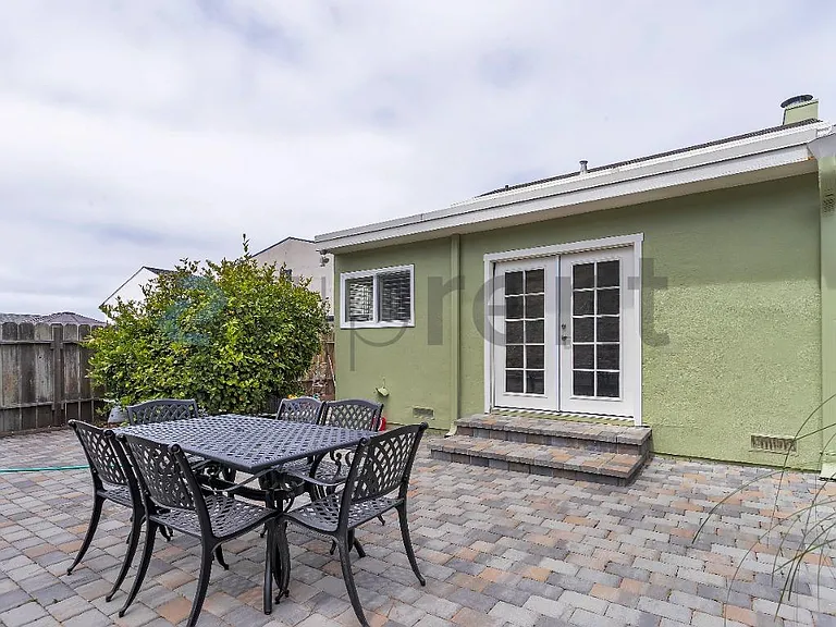 626 Foothill Dr — Photo 31