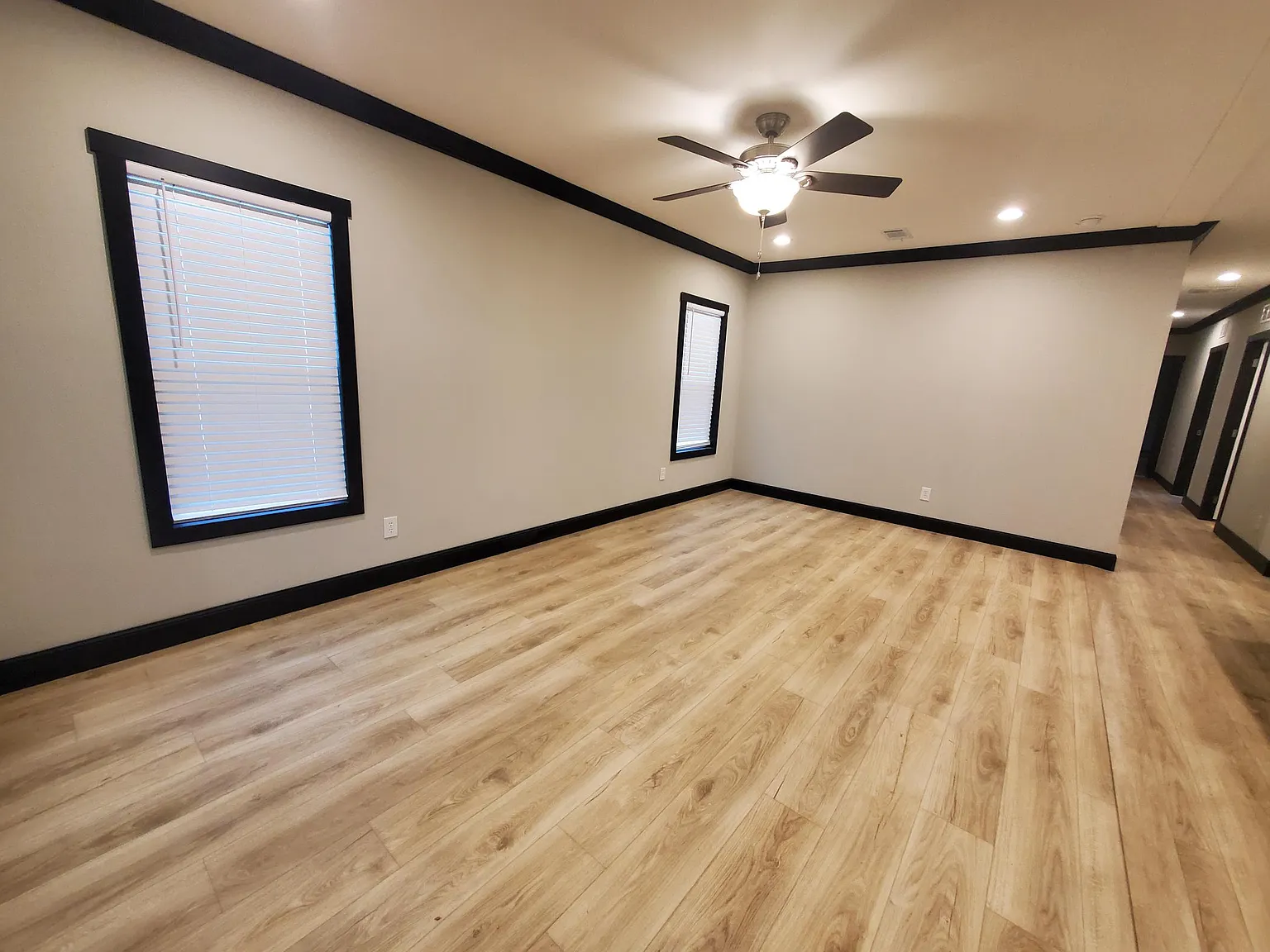 3 bed, 1632 sqft, $1,699 — Photo 3
