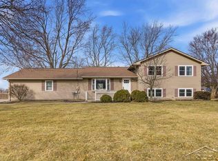 2258 S Nine Mile Rd, Kawkawlin, MI 48631