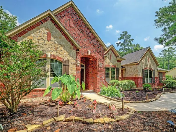 13132 Autumn Ash Dr, Conroe, TX 77302