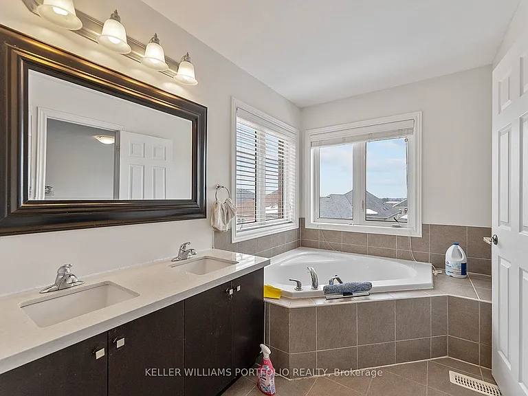 301 Oberfrick Ave — Photo 29
