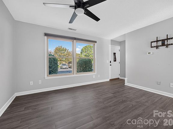 3rd image of 817 Mitchell Ave