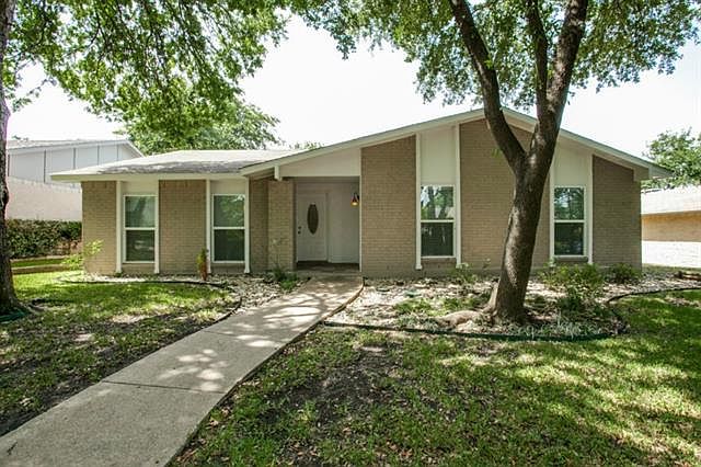 1st image of 10834 Middle Knoll Dr