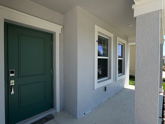 3rd image of 4039 Ambrose Ave