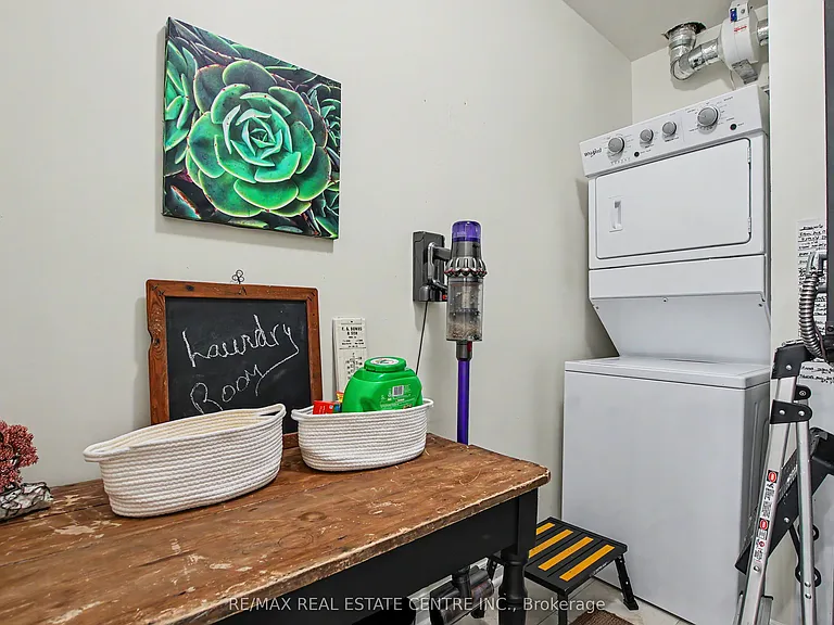 33 Whitmer St #418 — Photo 21
