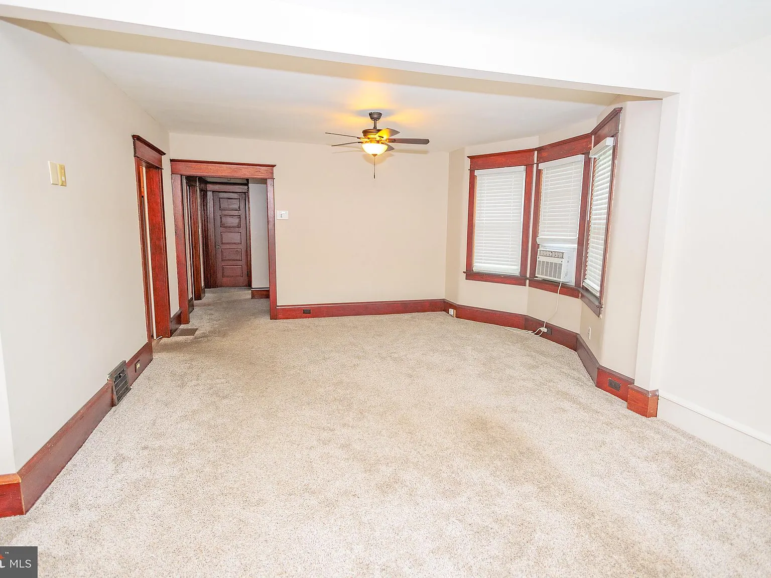 3 bed, 1548 sqft, $1,875 — Photo 3