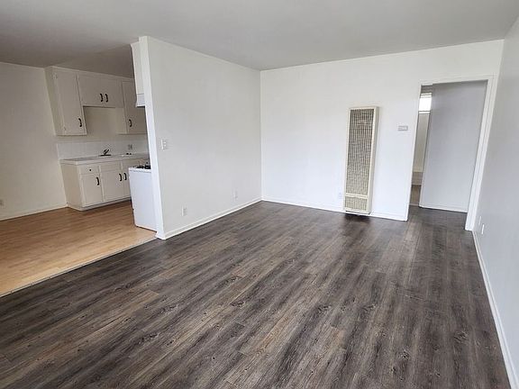 3rd image of 1913 11th St APT 6