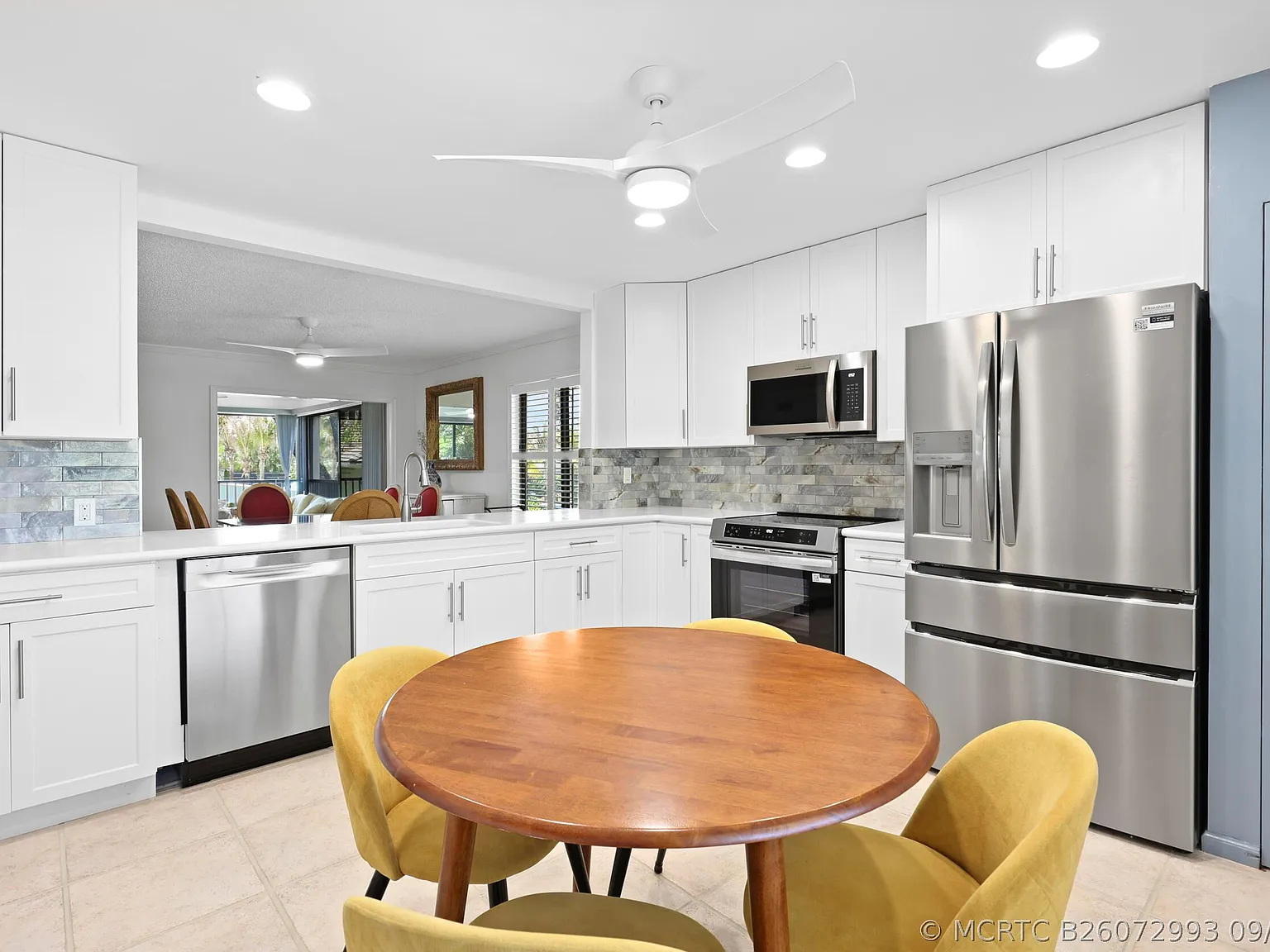 2 bed, 2.0 bath, 1600 sqft, $6,500 — Photo 4