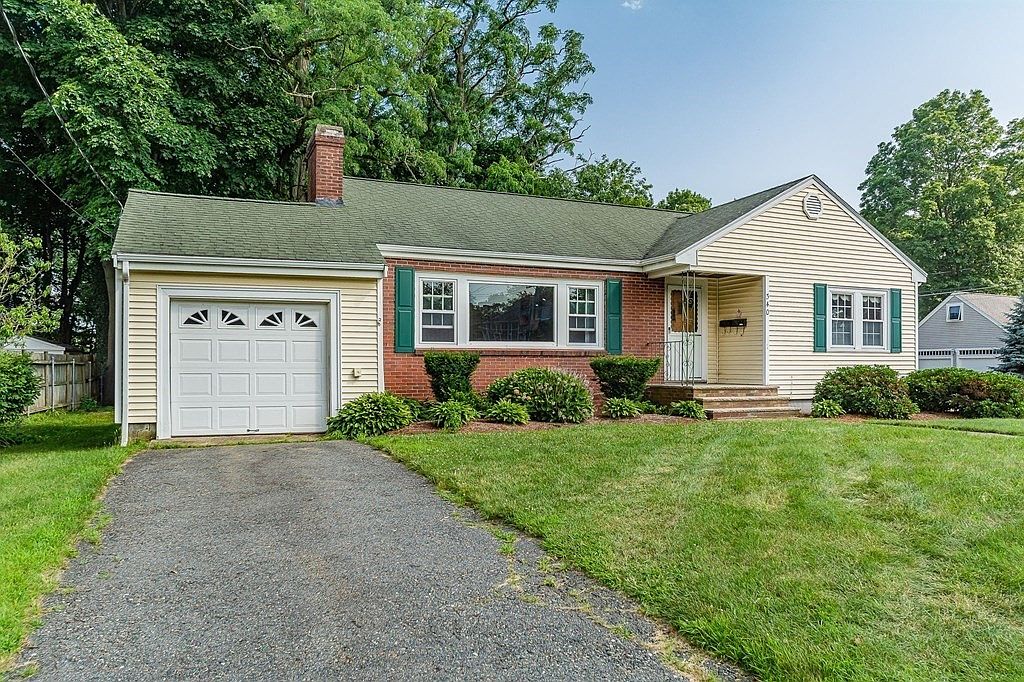 340 Albion St, Wakefield, MA 01880 Zillow