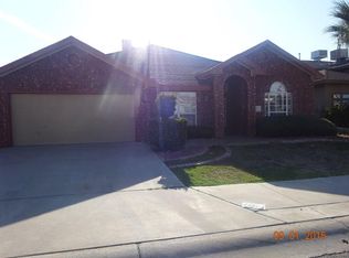 1924 Shadow Ridge Dr, El Paso, TX 79938