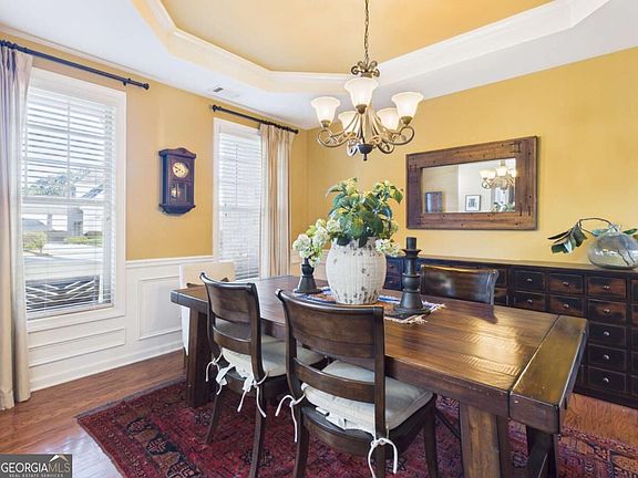 4th image of 328 Field House Cir SW