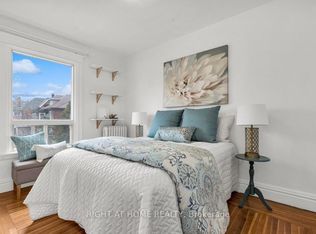 100 Dunsmure Rd #2, Hamilton, ON L8M1S4